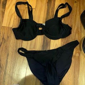 Black bikini